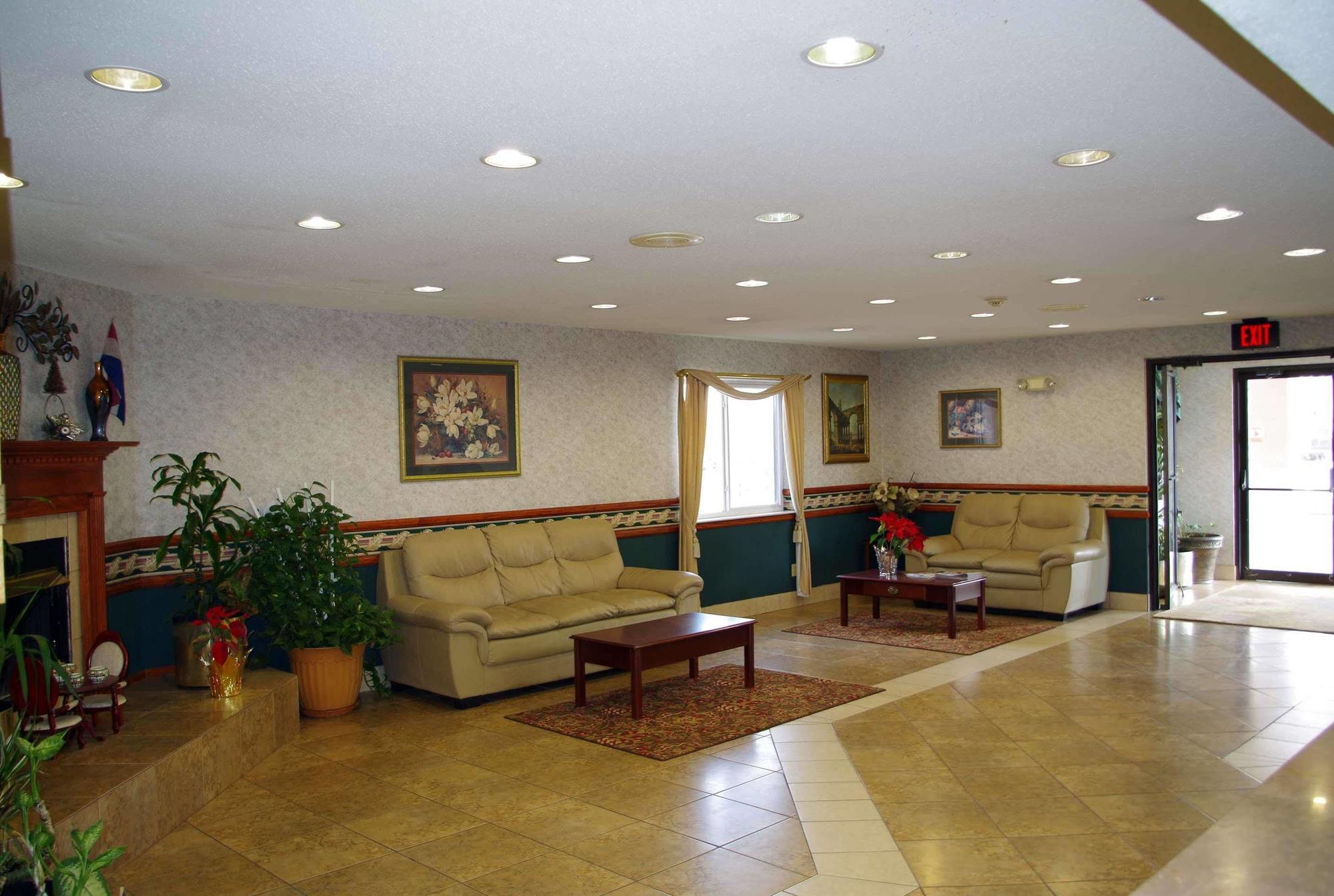 Americas Best Value Inn And Suites Saint Charles Exterior photo